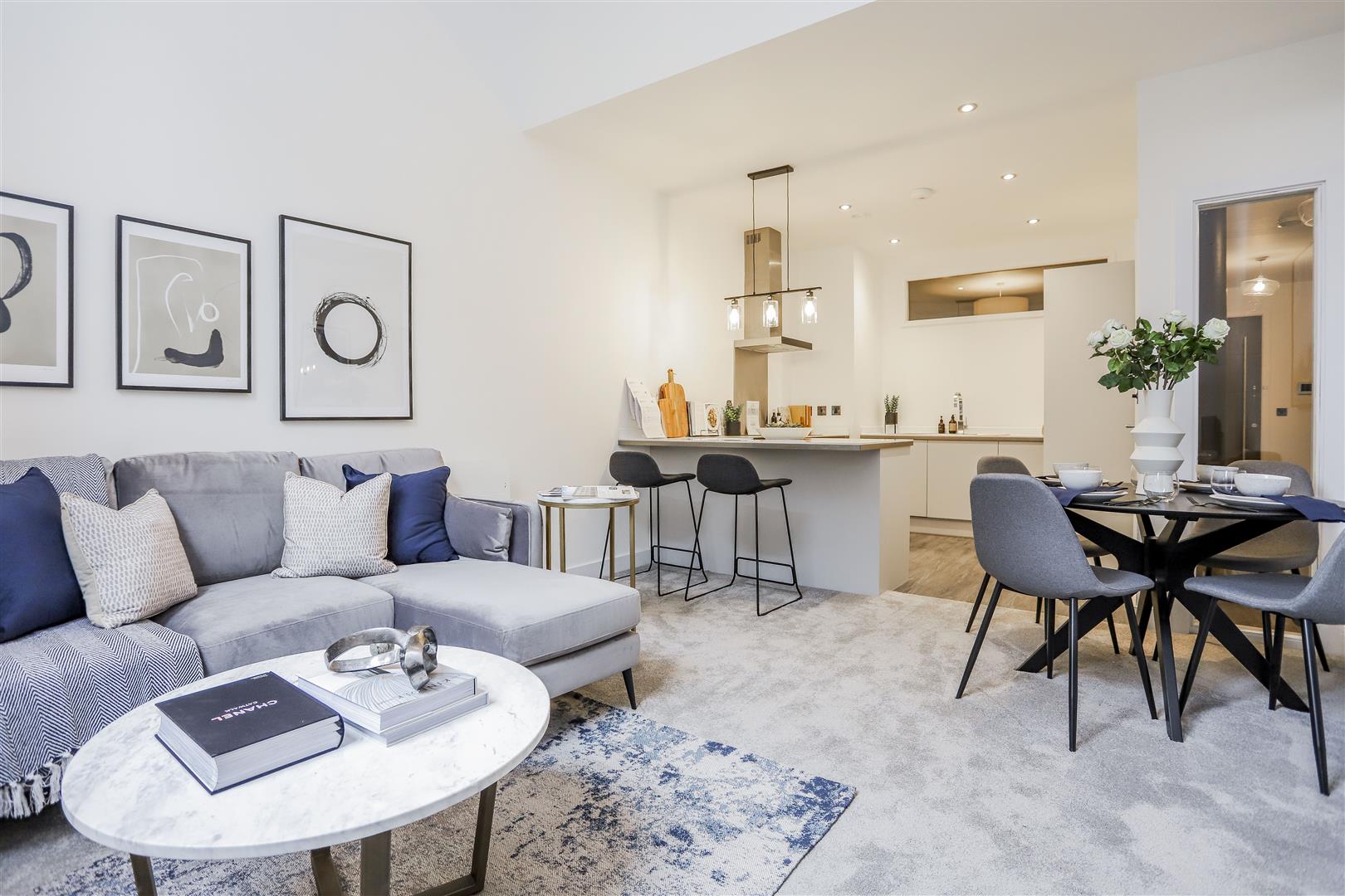 2 Bed Apartment For Sale - Main Image